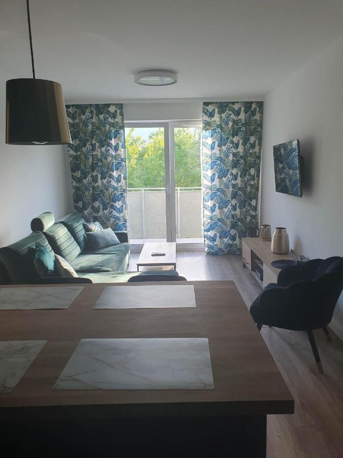 Apartament 3 Pokojowy Lub Pokoj W Mieszkaniu W Nowym Bloku Varsovia Exterior foto