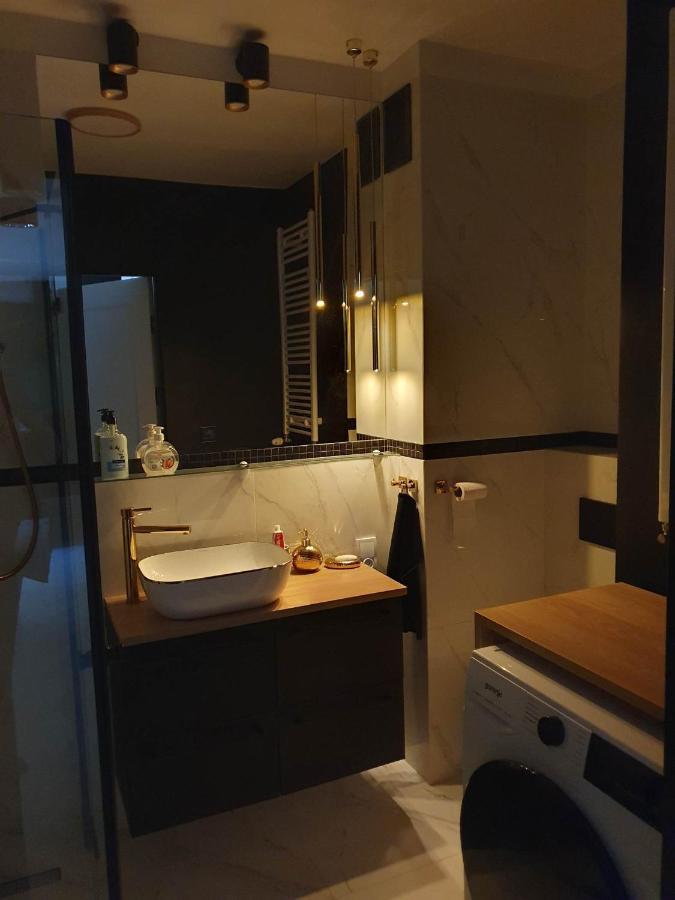 Apartament 3 Pokojowy Lub Pokoj W Mieszkaniu W Nowym Bloku Varsovia Exterior foto